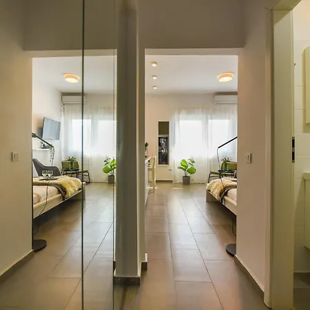 Classy Comfort - Chic On Regina Elisabeta Bucureşti