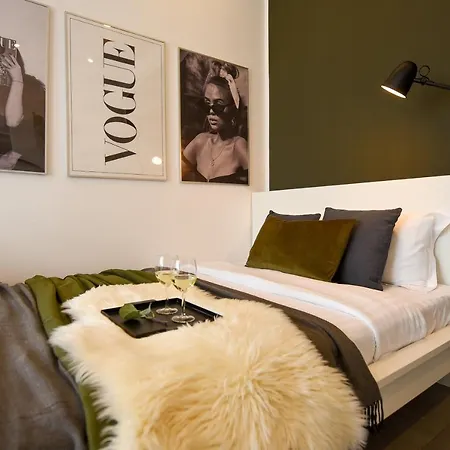 Classy Comfort - Chic On Regina Elisabeta Bucharest