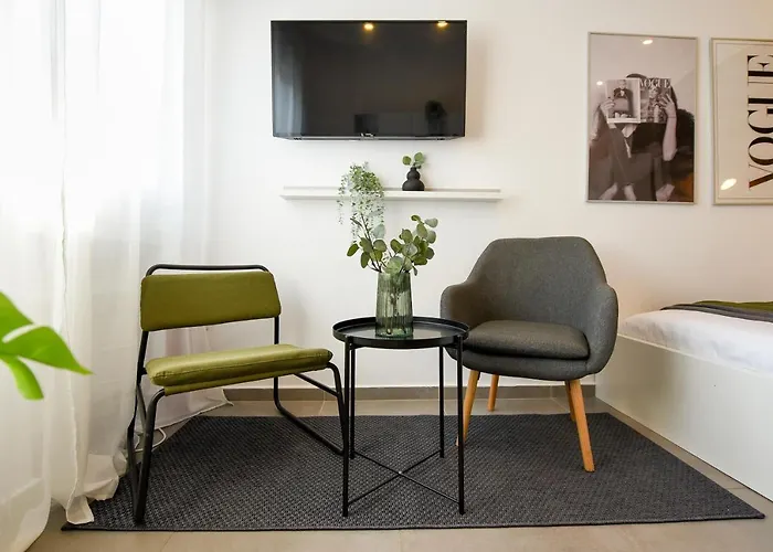 Classy Comfort - Chic On Regina Elisabeta *