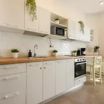 Classy Comfort - Chic On Regina Elisabeta Apartmán